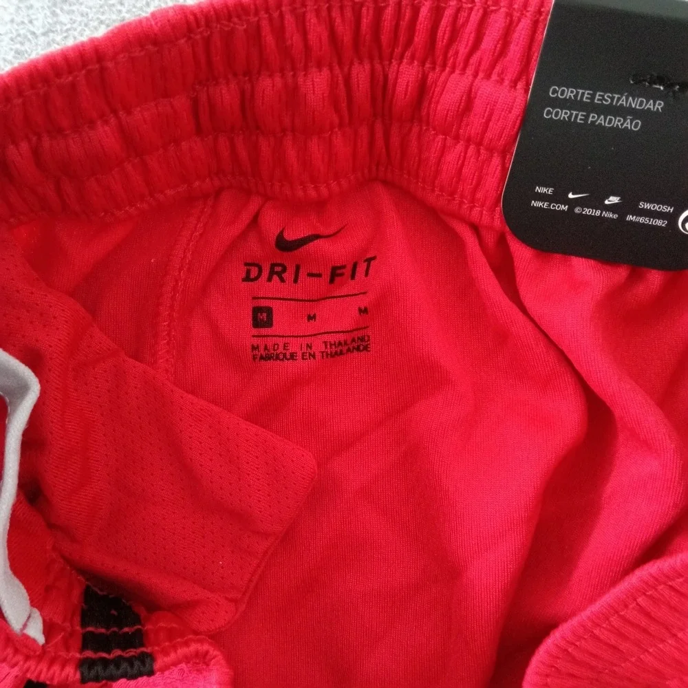 Nike Kids Dri-FIT Basketball Shorts Red Black Graphic Stripe Medium NEW